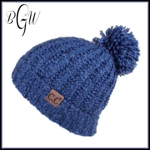 🌺🆕🎉HP🎉Chenille Pom Pom Beanie - Picture 3 of 3